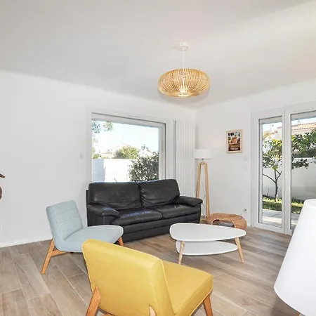 Stunning Home In Canet Plage With Wifi