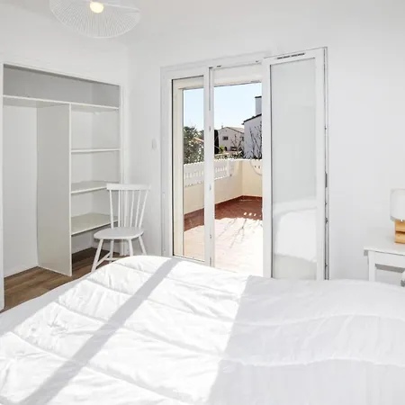 Stunning Home In Canet Plage With Wifi